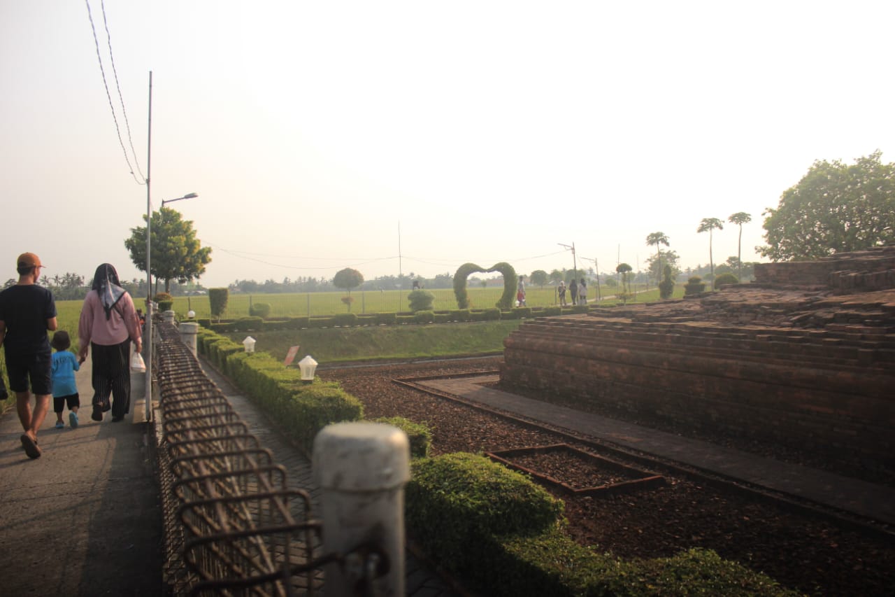 Candi Tertua Di Indonesia, Sepi Dan Kurang Perhatian