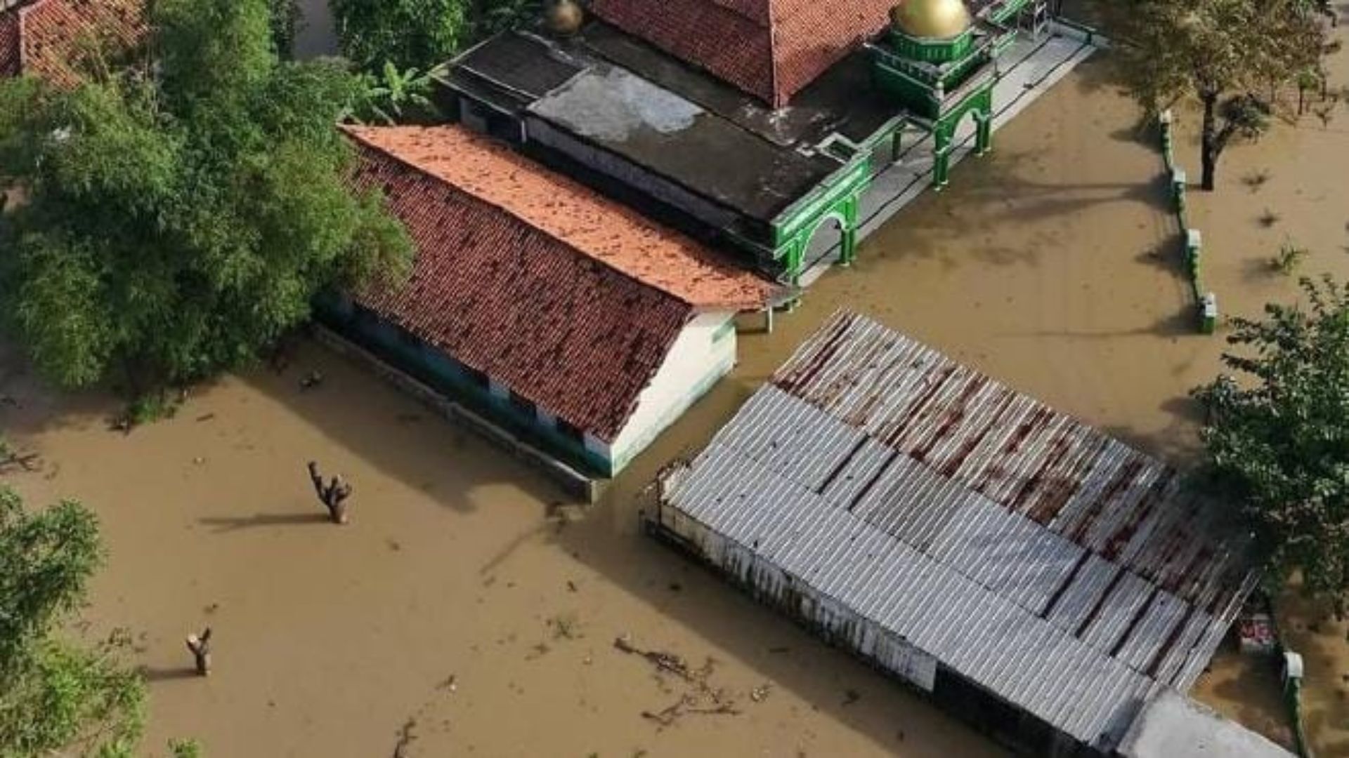 Karawang Banjir Lagi, Derita Tahunan Warga Sukamakmur Belum Berakhir