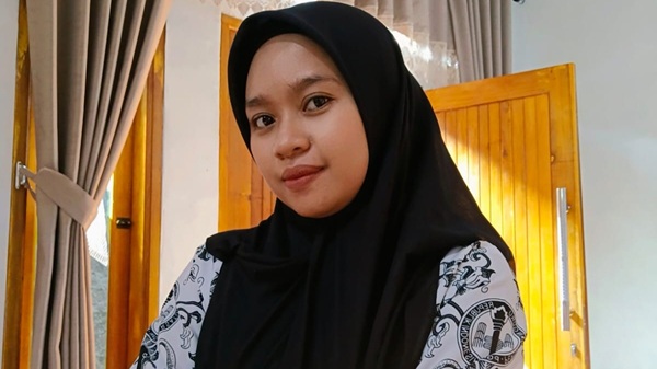 Ulfah Hasanah, S.Pd., Wakasek Kesiswaan